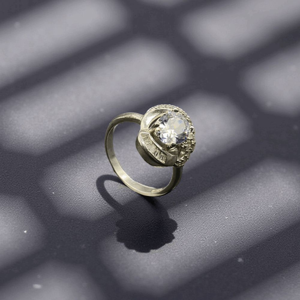 Modern Halo Swirl