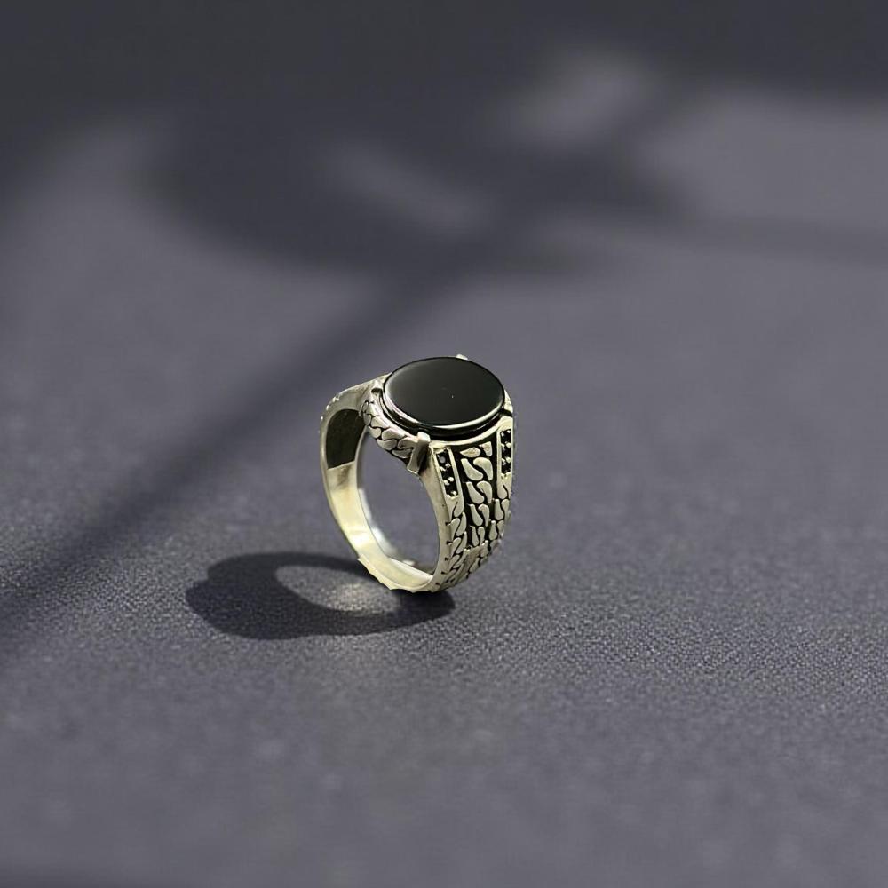 Obsidian Crest